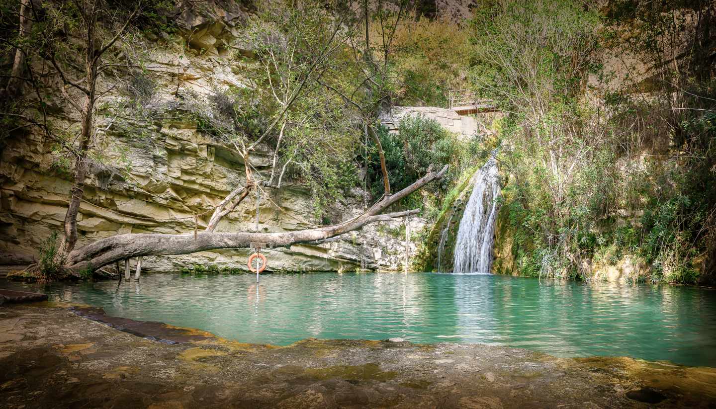 zypern-paphos-adonisbaeder-wasserfall-g-1485956300.jpg