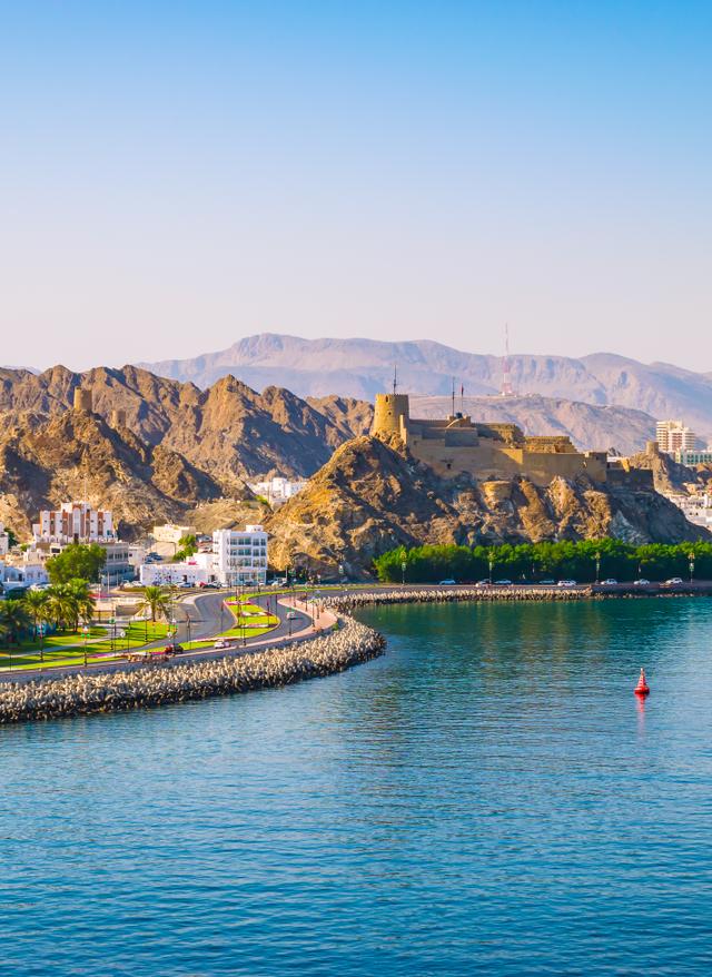 oman-maskat-hafen-g-995359268.jpg