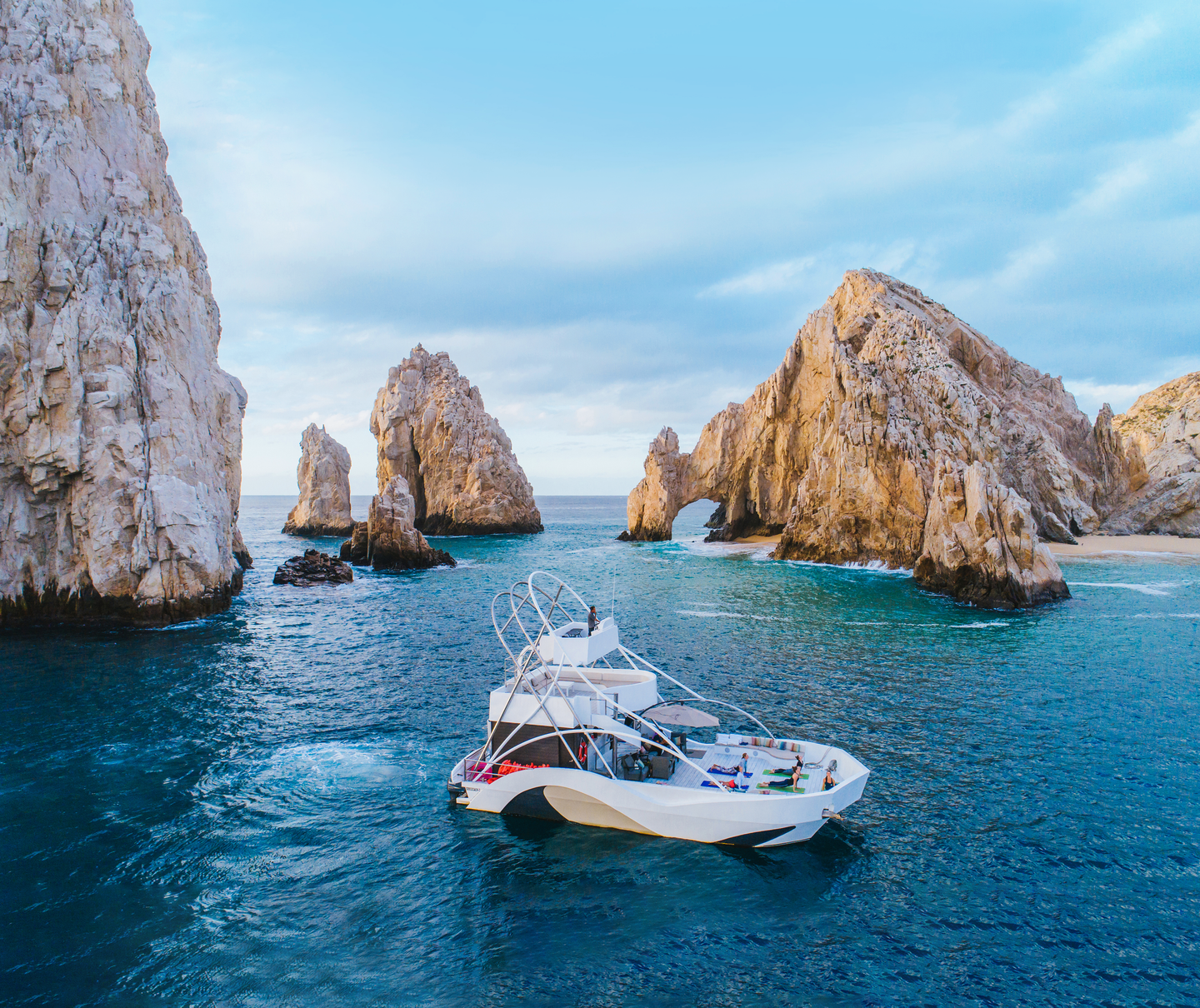 blte2f6310cb630ef69-mexiko-los-cabos-p-the-arch-yoga.png Los Cabos Sehenswürdigkeiten: Naturwunder