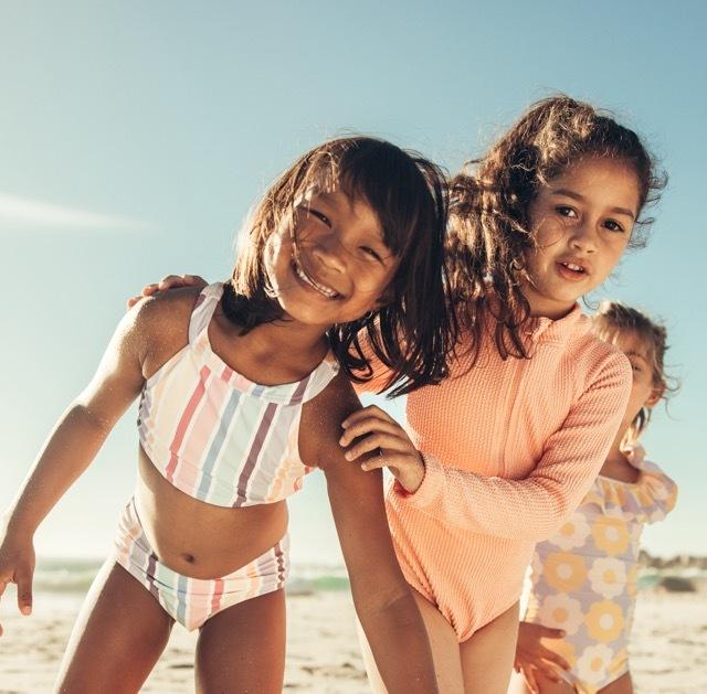 Urlaubsmagazin kinder-am-strand-g-1387251285.jpg