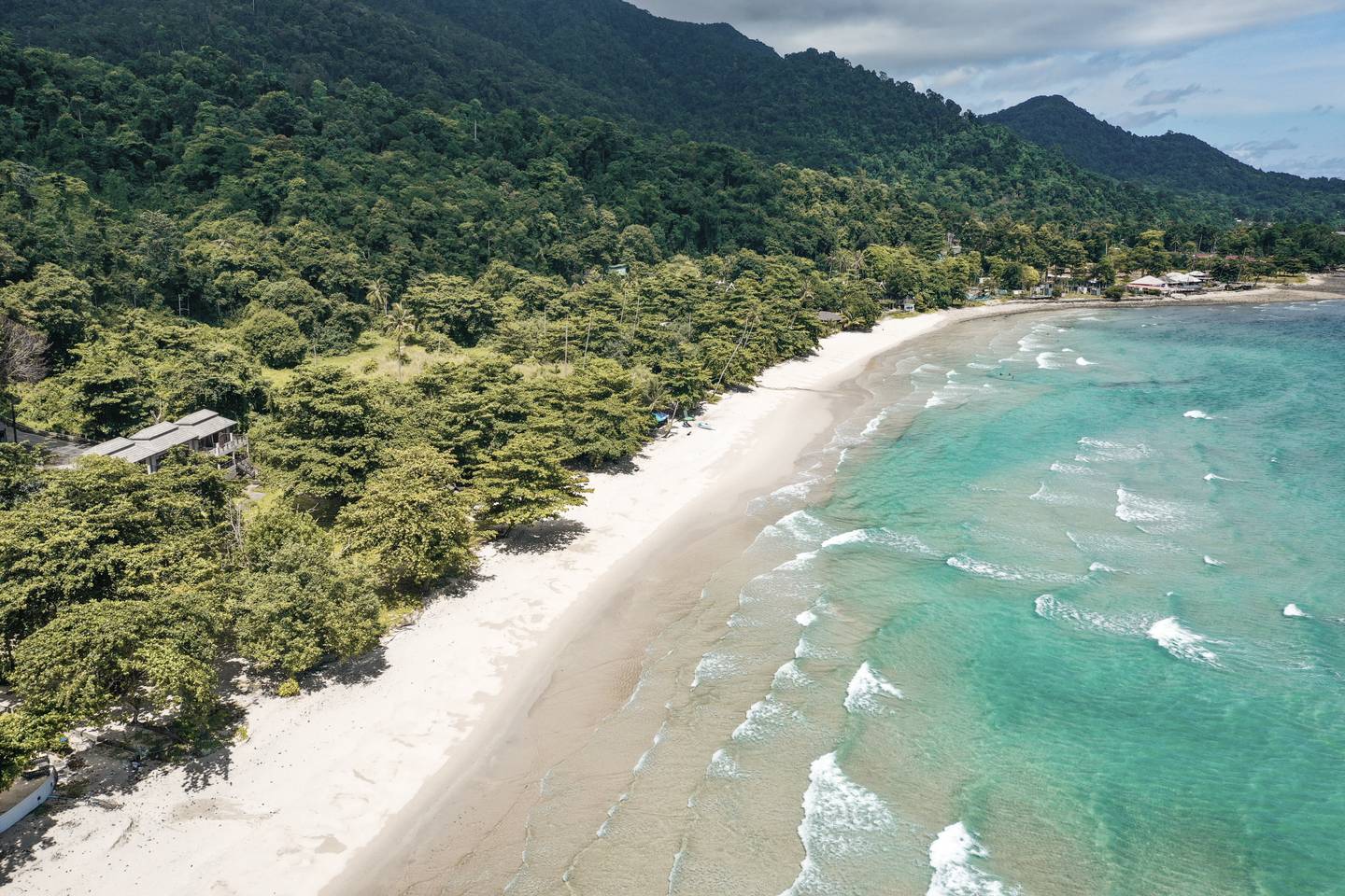 blt646fe9edfb8354f3-thauland-koh-chang-lonely-beach-luftaufnahme-g-1328807025_bearbeitet.jpg thauland-koh-chang-lonely-beach-luftaufnahme-g-1328807025_bearbeitet.jpg