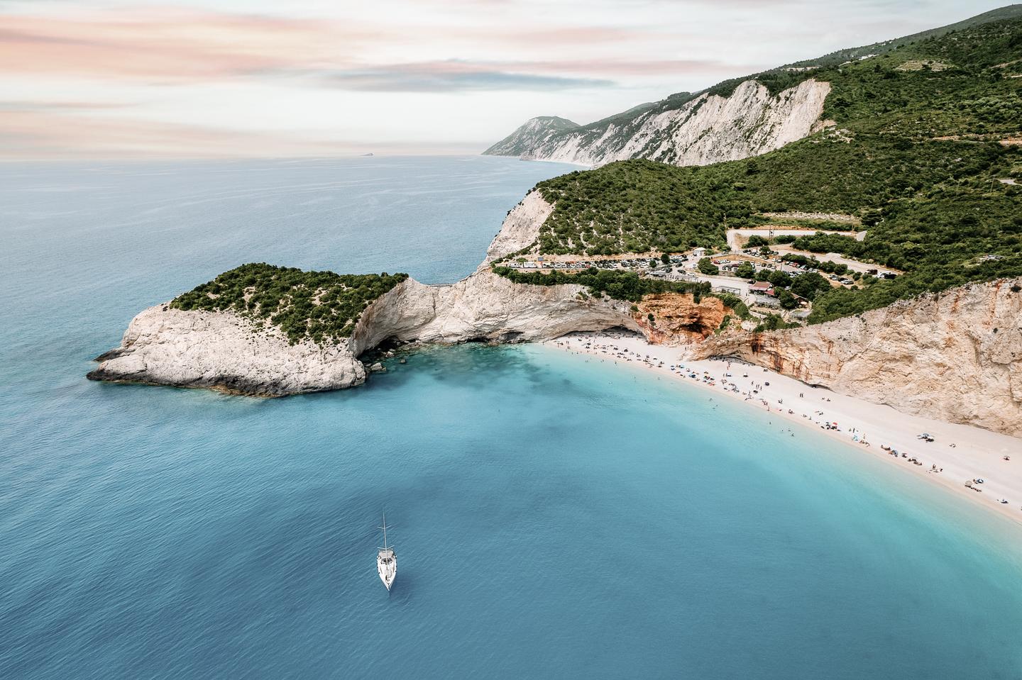 bltea23276825773661-griechenland-lefkada-luftaufnahme-boot-berg-meer-g-1764694657_bearbeitet.jpg griechenland-lefkada-luftaufnahme-boot-berg-meer-g-1764694657_bearbeitet.jpg