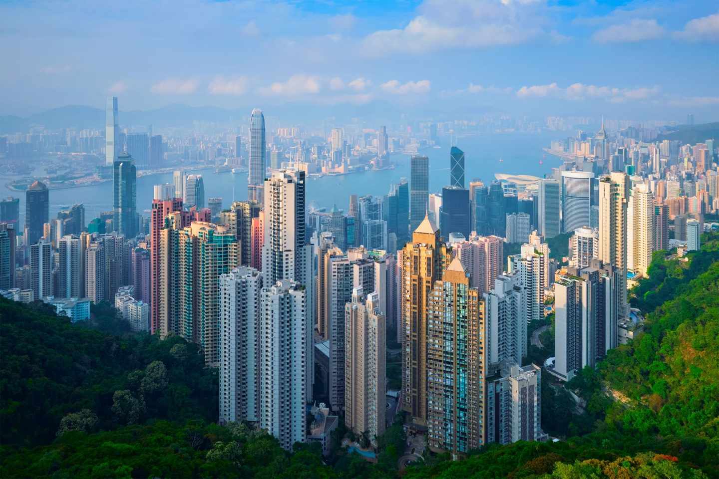 china-hongkong-skyline-g-1131642972.jpg