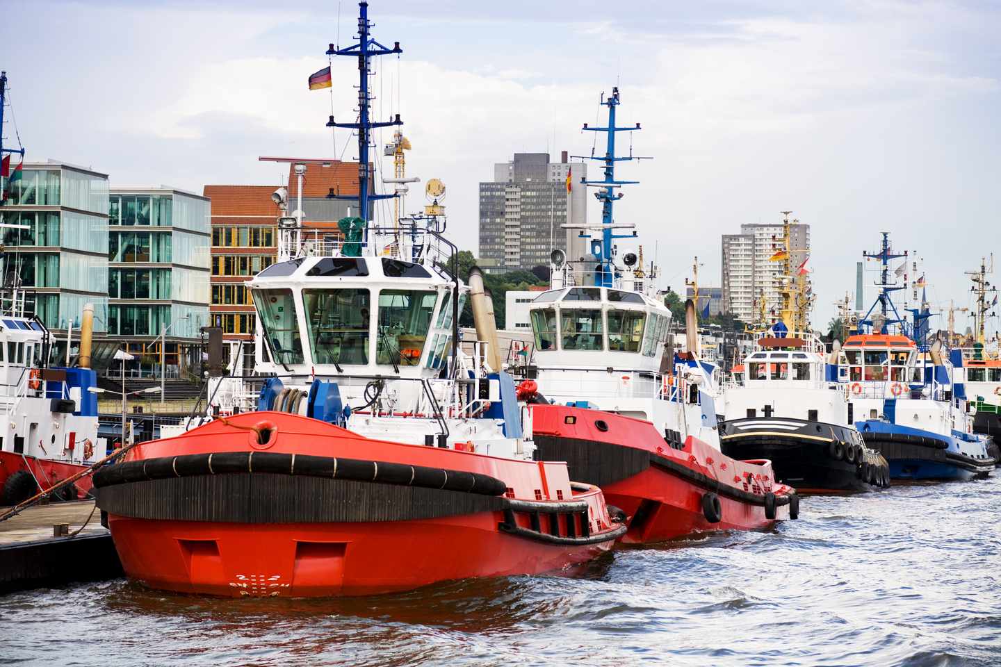 deutschland-hamburg-schlepper-g-146721656.jpg