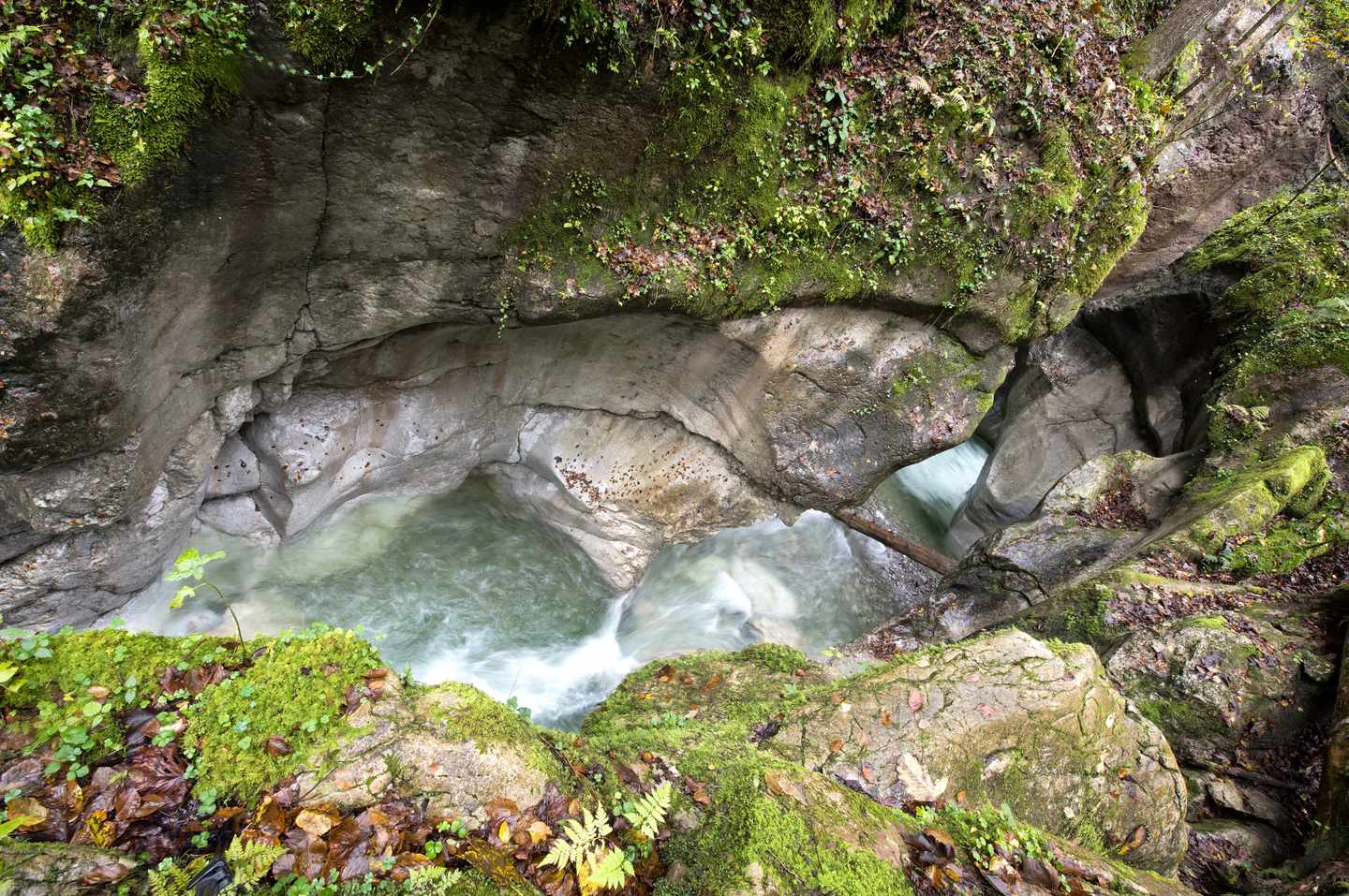 oesterreich-salzburger-land-salzkammergut-fuschlsee-strubklamm-canyoning-g_636832004.jpg