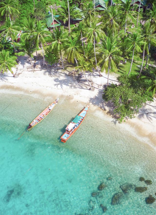 Strand und Dschungel in Thailand