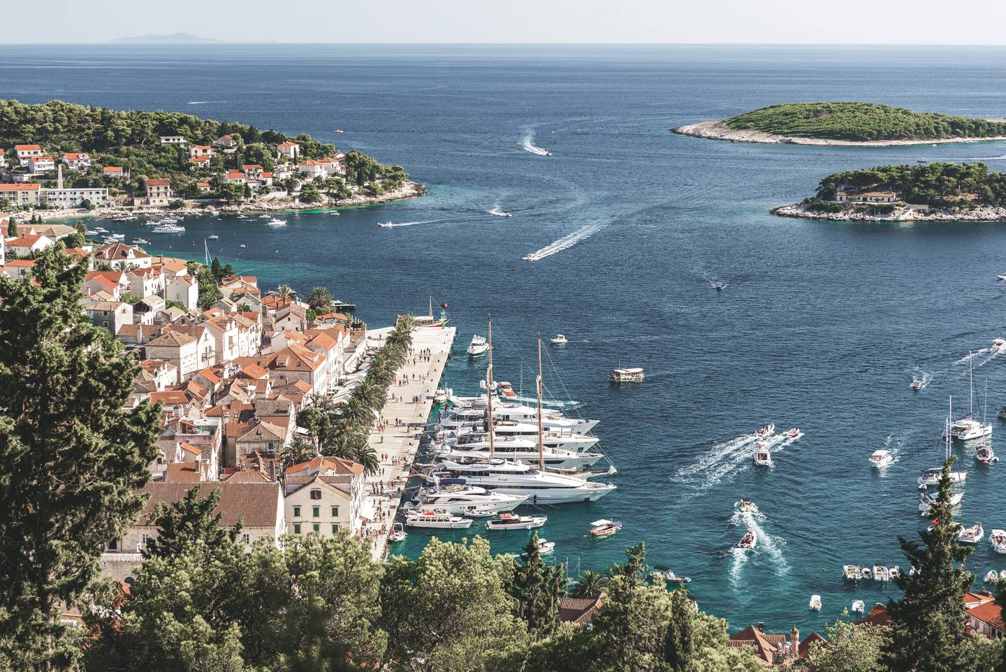 blt42b209dbb2da6f13-Kroatien-Hvar-Hafen-Stadt-g-1091530468_bearbeitet.jpg Kroatien-Hvar-Hafen-Stadt-g-1091530468.jpg