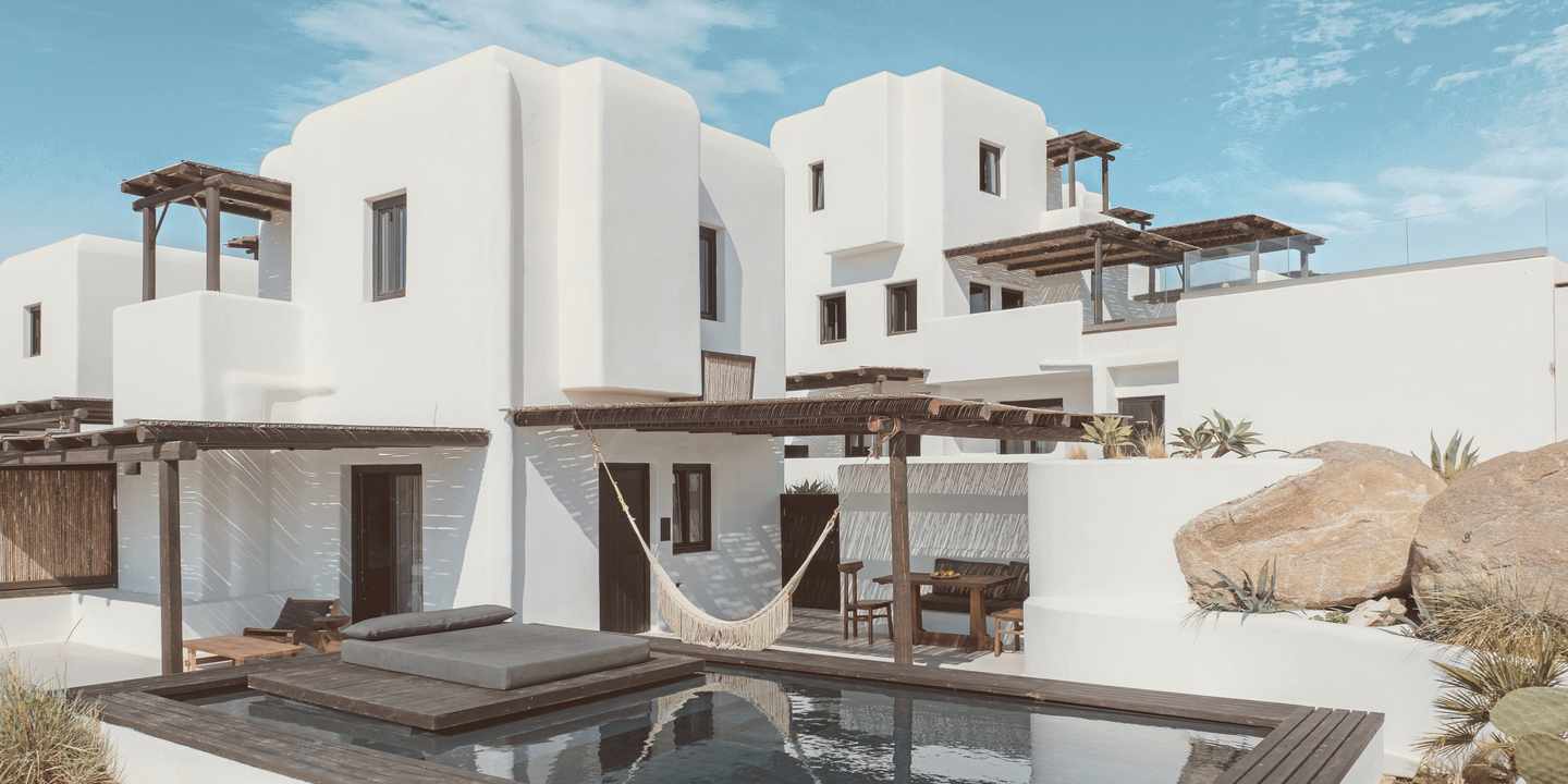 griechische-inseln-mykonos-ananea-crop-d-DER1580282.jpg