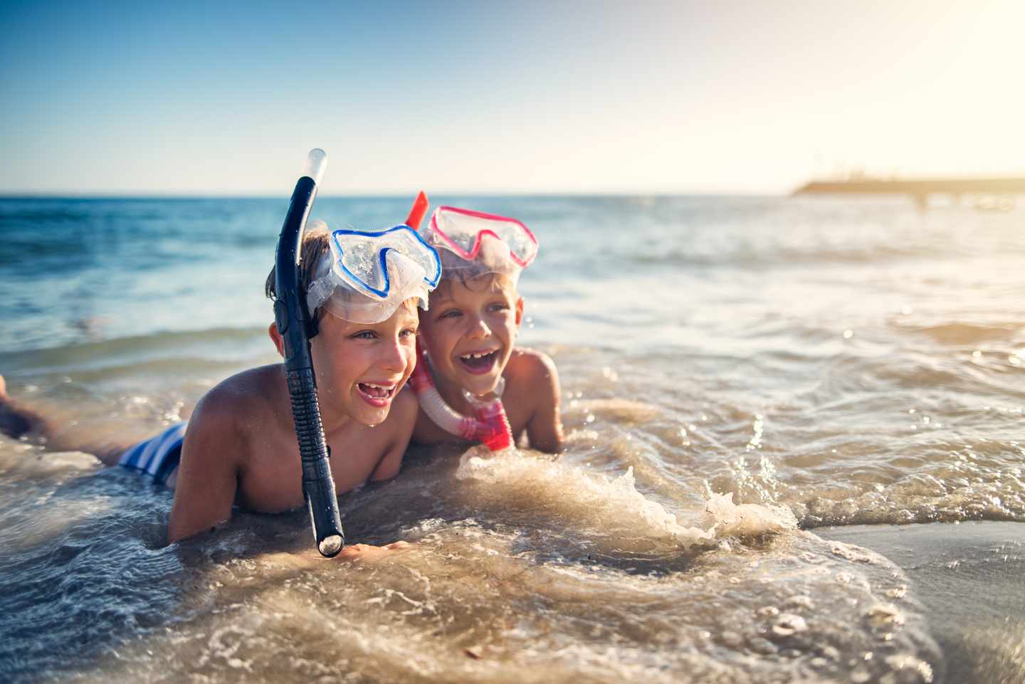 europa-italien-kinder-strand-schnorchel-g-973801778.jpg