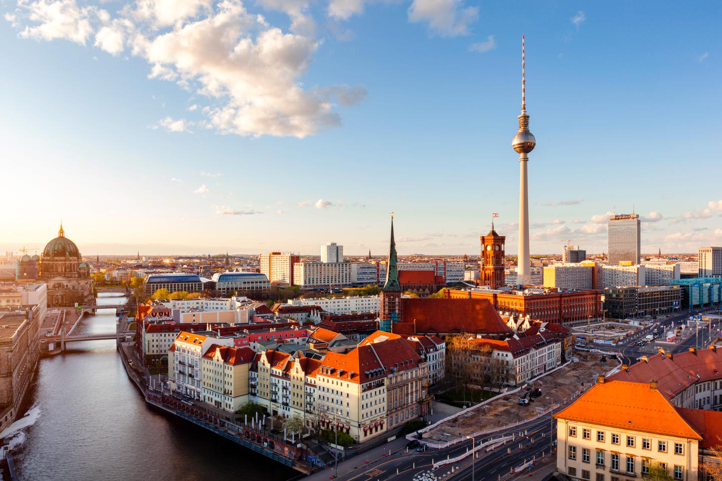 deutschland-berlin-ueberblick-g-1249608329.jpg
