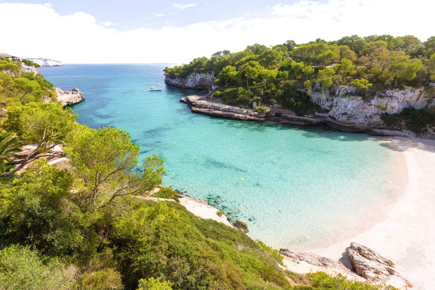 spanien-mallorca-cala-llombardes-g-498973268.jpg