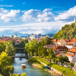 slowenien-ljubljana-panorama-fluss-g-494314515.jpg