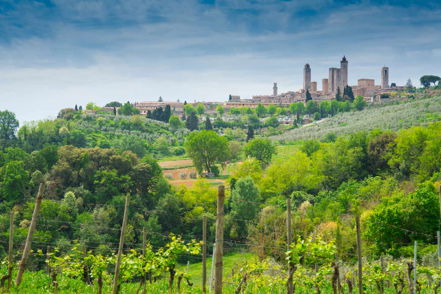 italien-toskana-san-gimignano-g-956900874.jpg