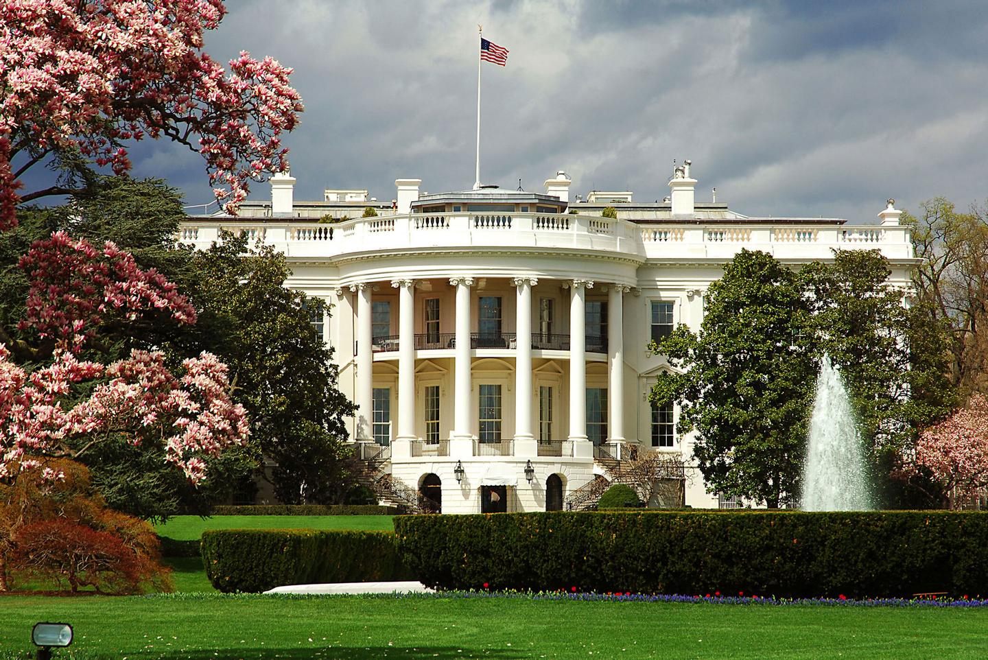 usa-washington-white-house-t-111939282.jpg