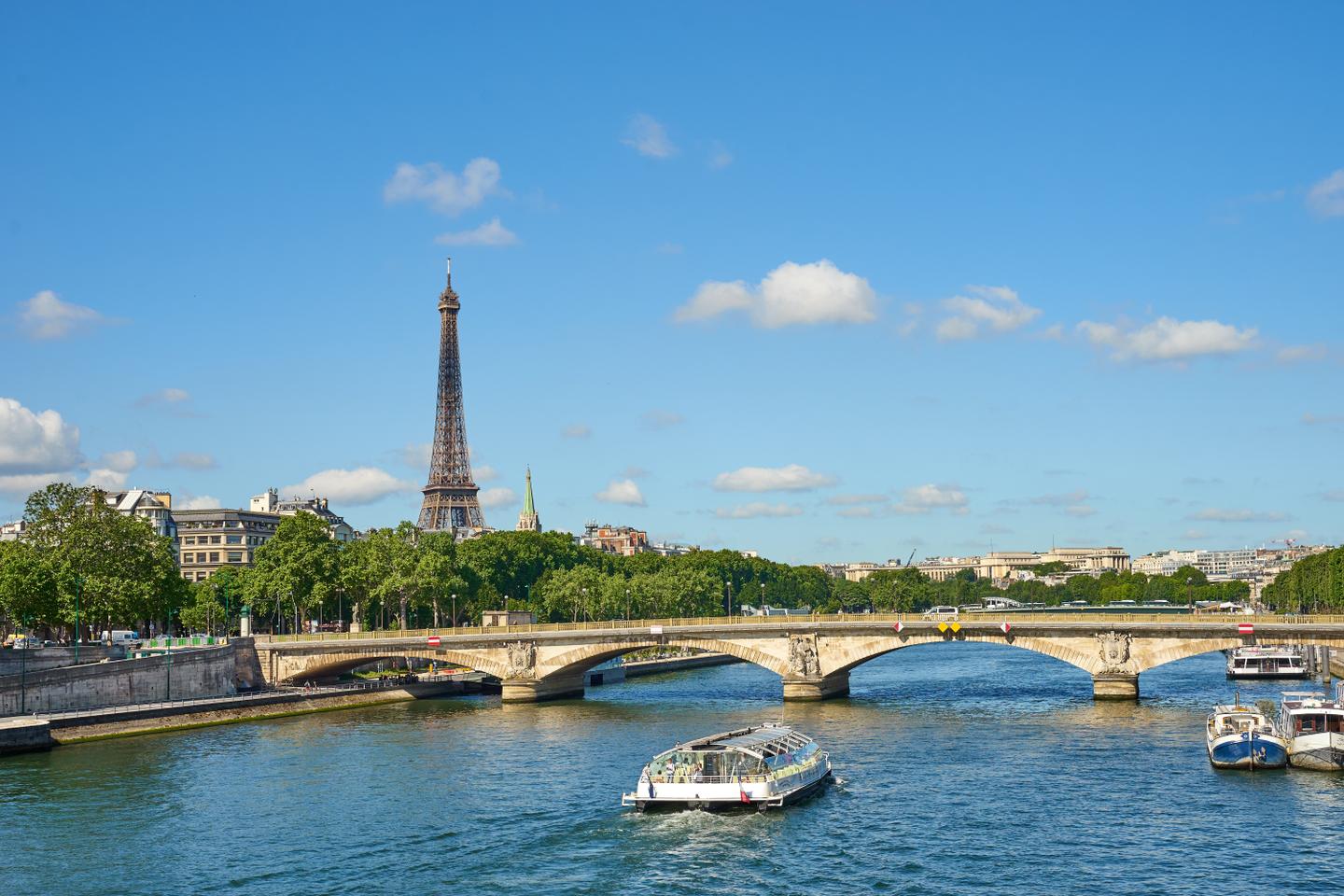 frankreich-paris-point-des-invalides-seine-eiffelturm-g-1164707216.jpg