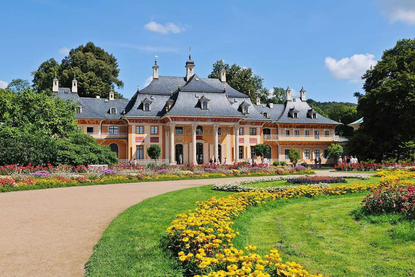 Deutschland-Dresden-Schloss-Pillnitz-g-105935237.jpg