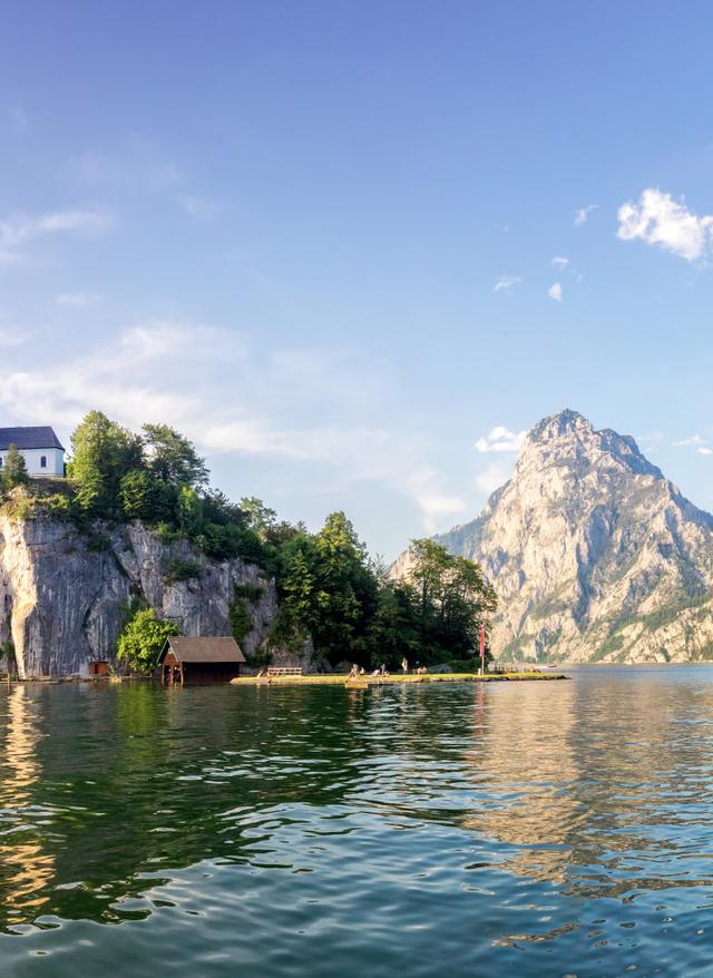 oesterreich-salzburger-land-traunsee-gmunden-johannesbergkapelle-g-1157765623.jpg