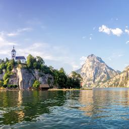 oesterreich-salzburger-land-traunsee-gmunden-johannesbergkapelle-g-1157765623.jpg