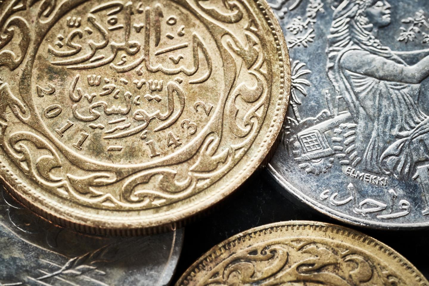 tunesien-dinar-g-823619660.jpg