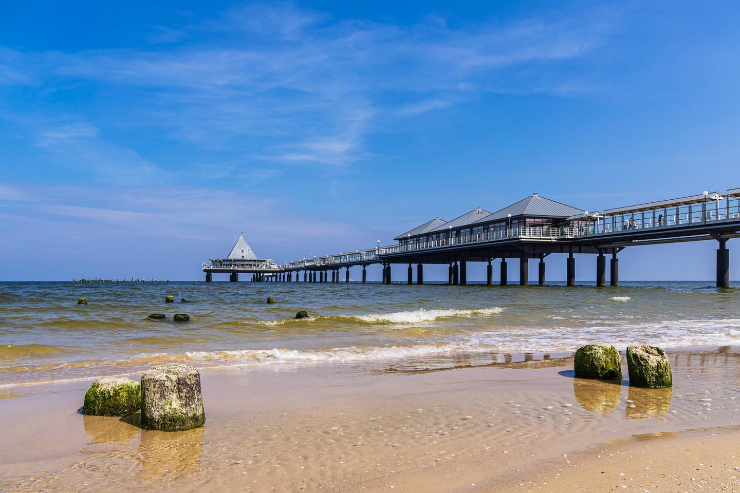 Pier-in-Heringsdorf-g-2163021523.jpg