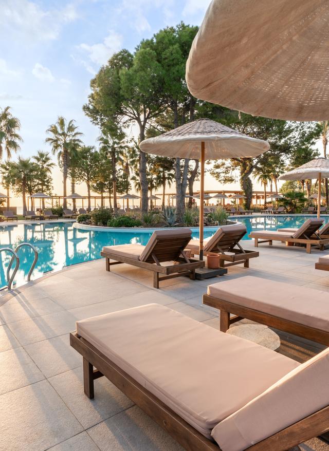 Schönste Hotels Türkei tuerkei-antalya-balmy-beach-resort-kremer-5921-pool-c10-TUR02815.jpg