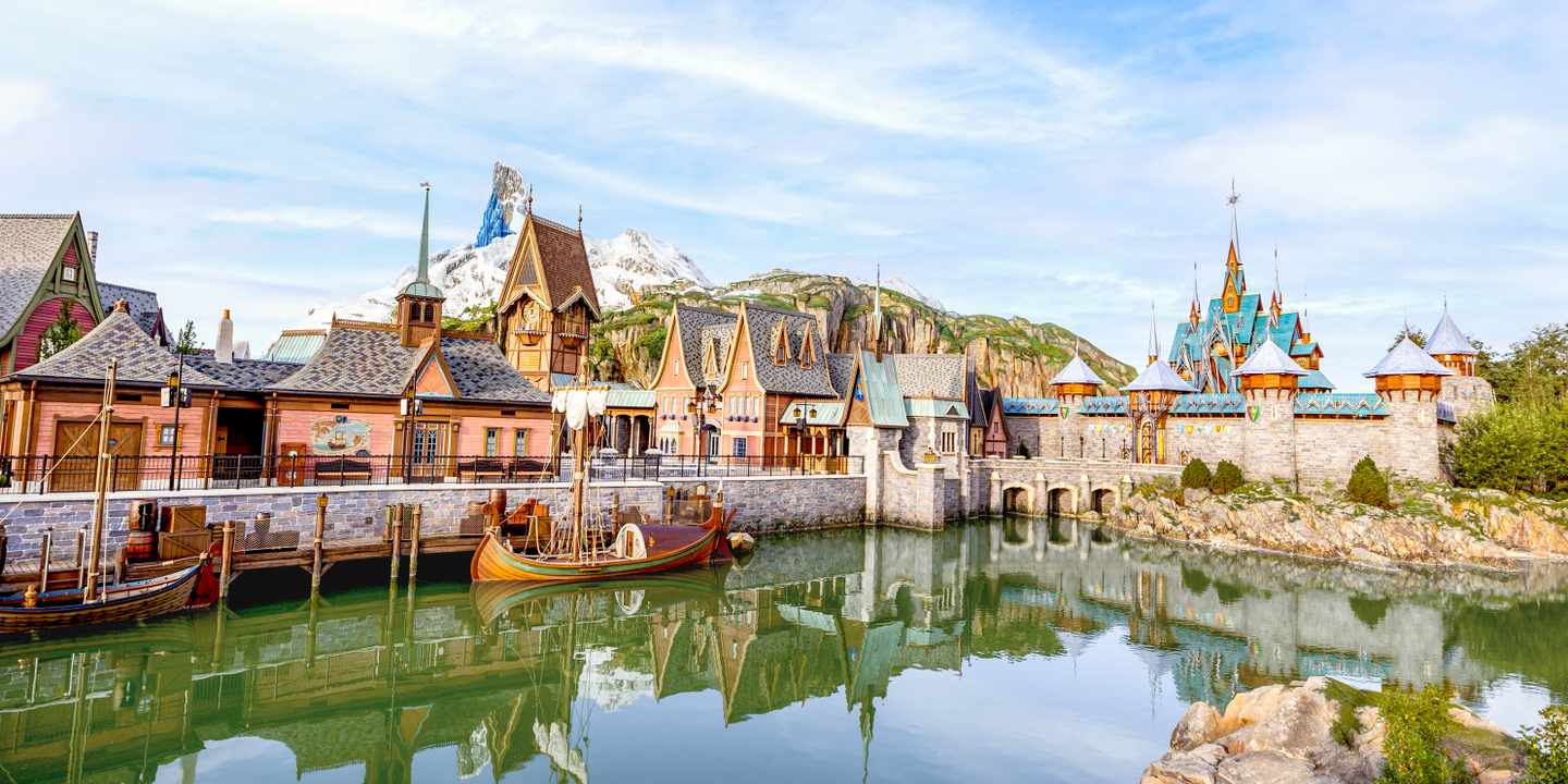freizeitparks-disneyland-paris-world-of-frozen-N042460.jpeg