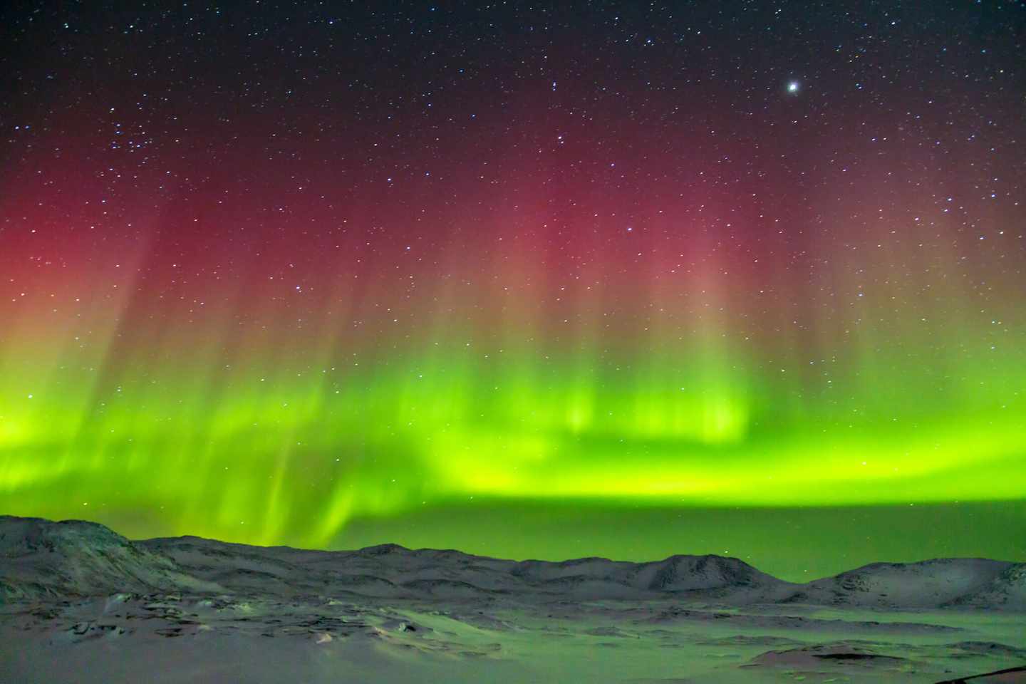 groenland-polarlichter-im-eis-g-477140714.jpg
