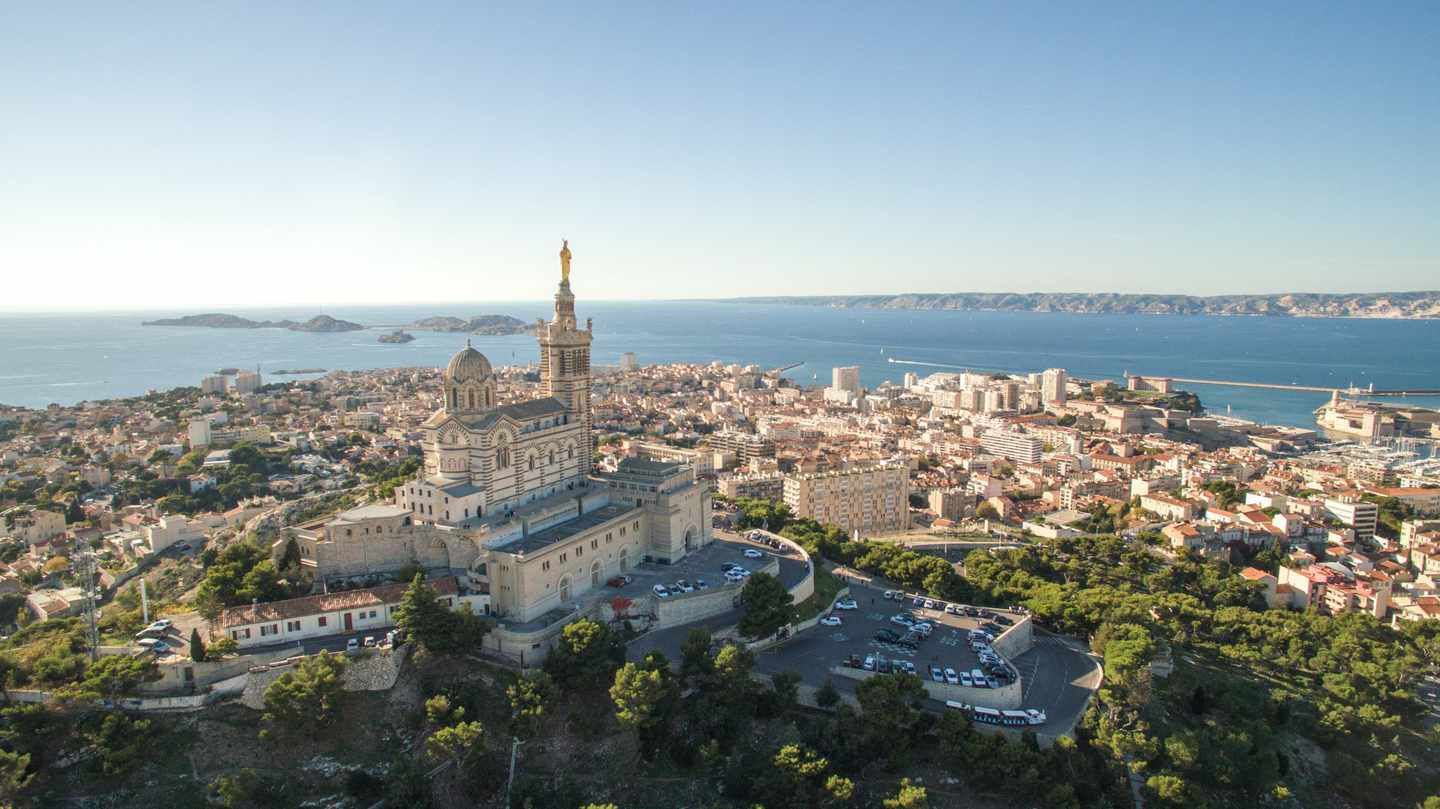 frankreich-marseille-blick-auf-notre-dame-g-544592208.jpg