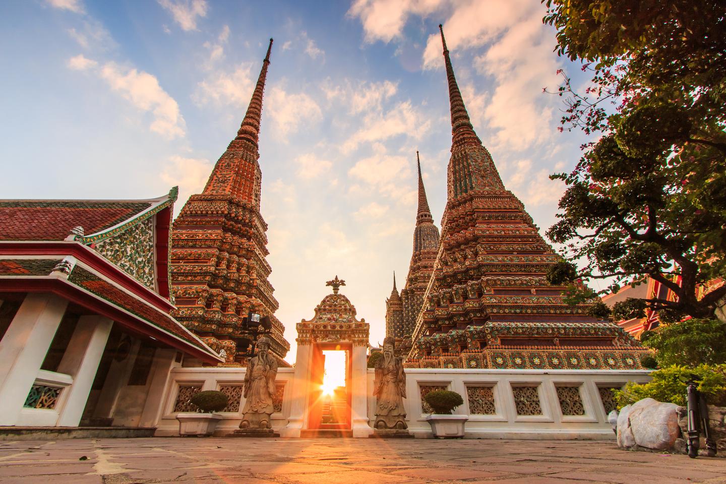 thailand-bangkok-wat-pho-tempel-t-462836911.jpg