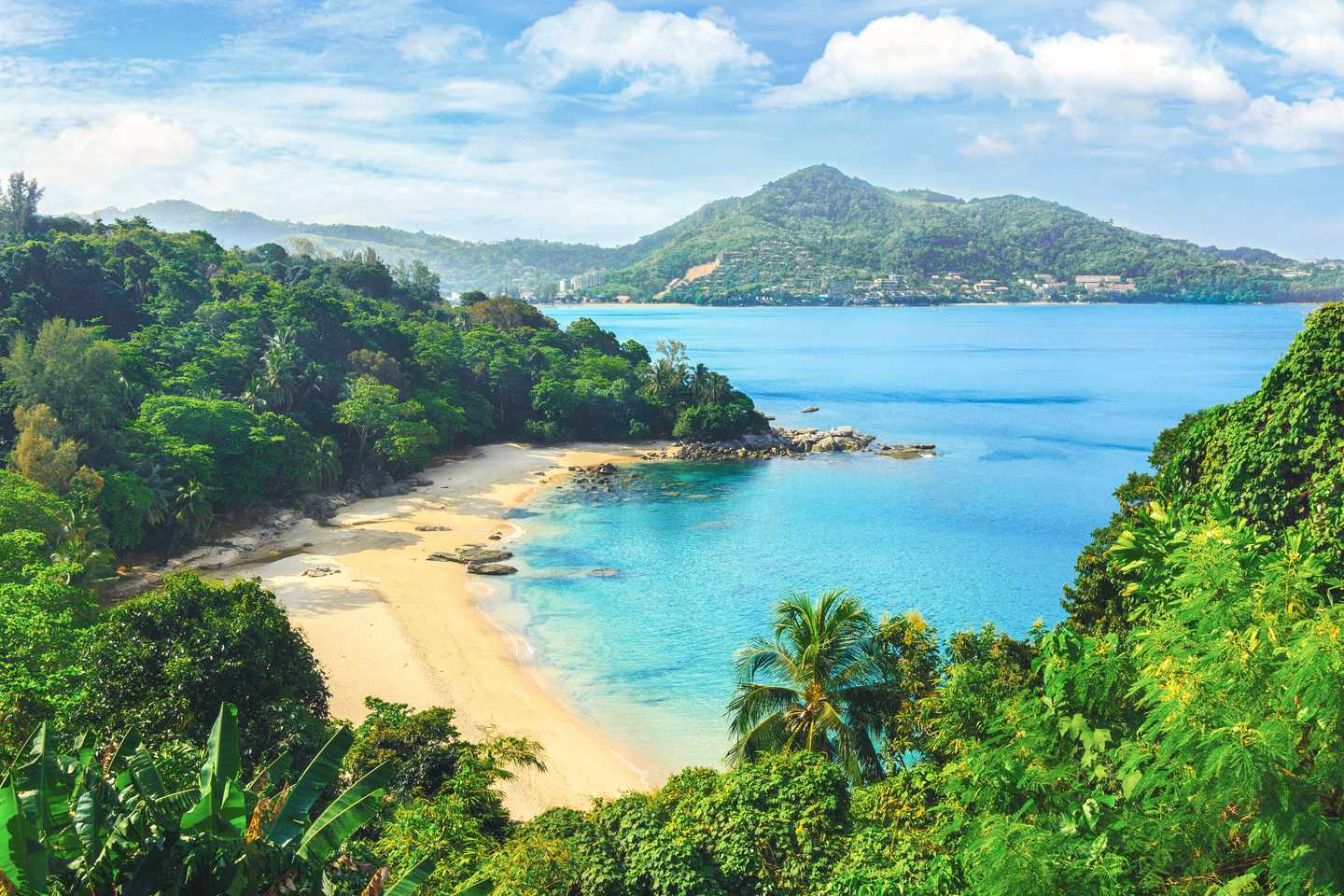 thailand-andamanensee-insel-phuket-bucht-g-932310782.jpg