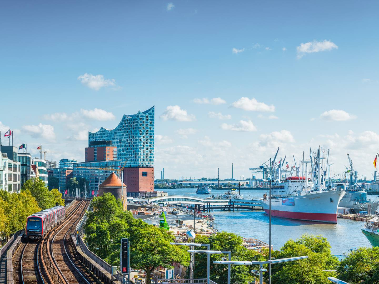 blt272bf15dd0480c09-deutschland-stadt-hh-g-858917290.jpg deutschland-stadt-hh-g-858917290.jpg