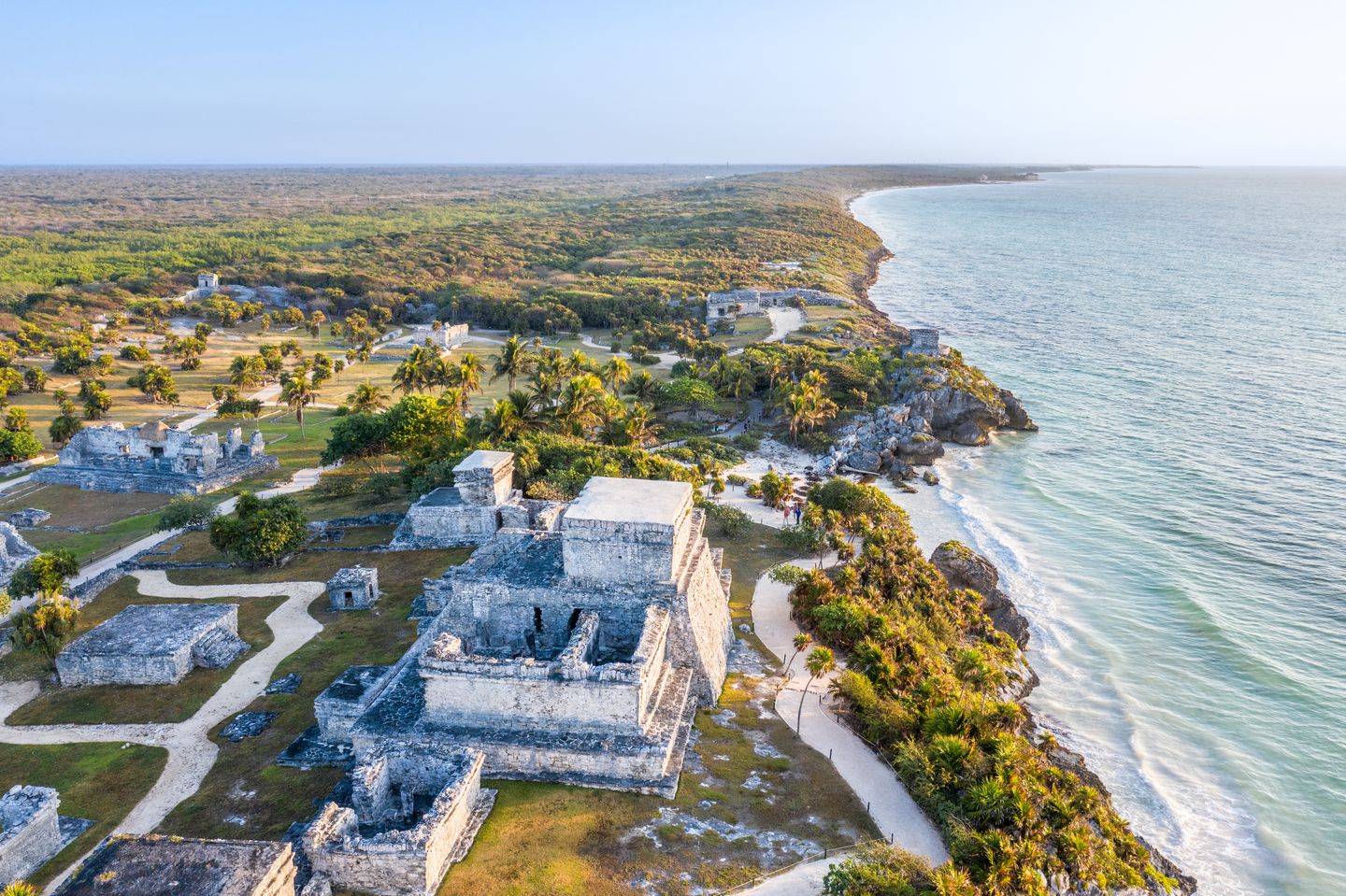 Mexiko Urlaub: Drohnenansicht von El Castillo