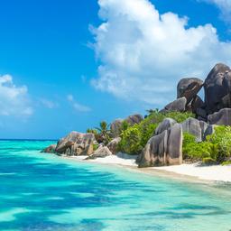 seychellen-la-digue-strand-g-482343250.jpg