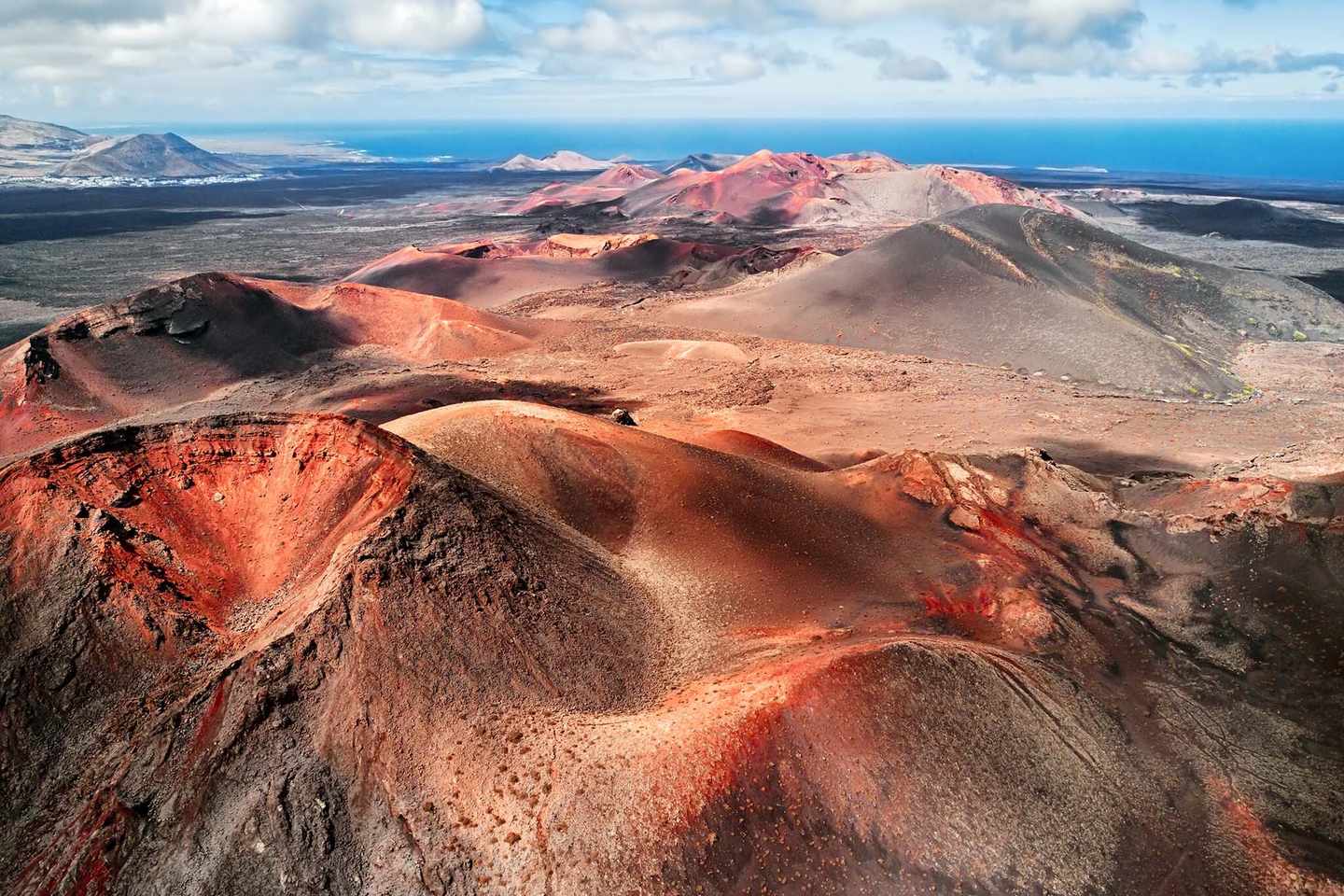 sentido-hotels-outdoor-kanaren-national-park-lanzarote-vulkanische-landschaft-g-693370678.jpg