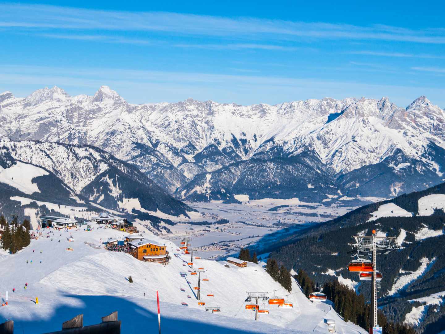 skihotel-Tirol-g-642619610.jpg