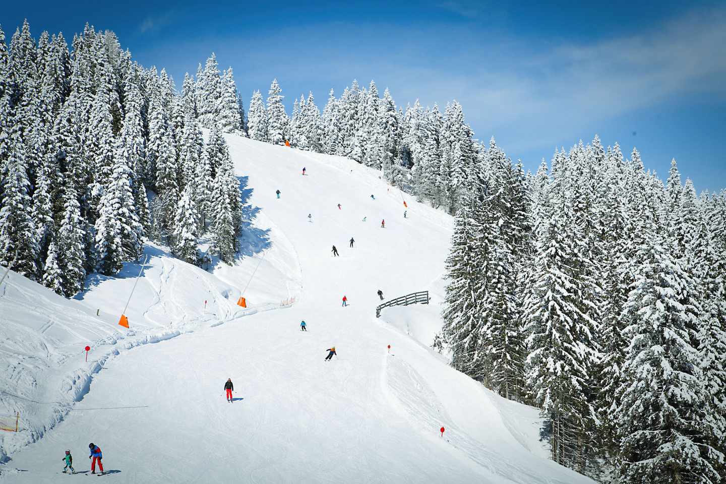 oesterreich-skiurlaub-kitzbuehel-skipiste-g-916811020.jpg