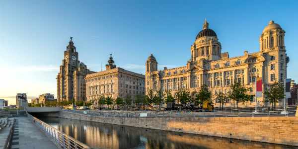 liverpool-england-t-483303576.jpg
