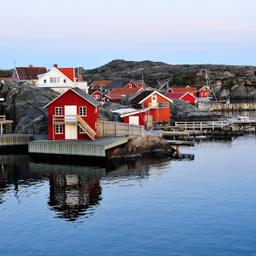 schweden-nordviksstrand-haeuser-g-149044391.jpg