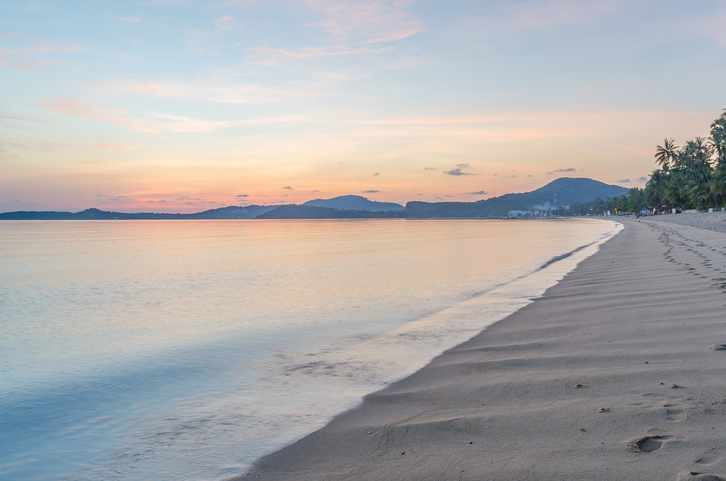 thailand-koh-samui-bophut-beach-t-530101585.jpg