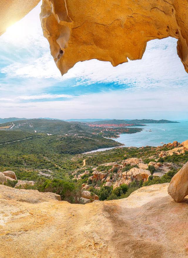 Sardinien schönste Orte italien-sardinien-beliebtes-reiseziel-auf-sardinien-italien-g-1322198051.jpg