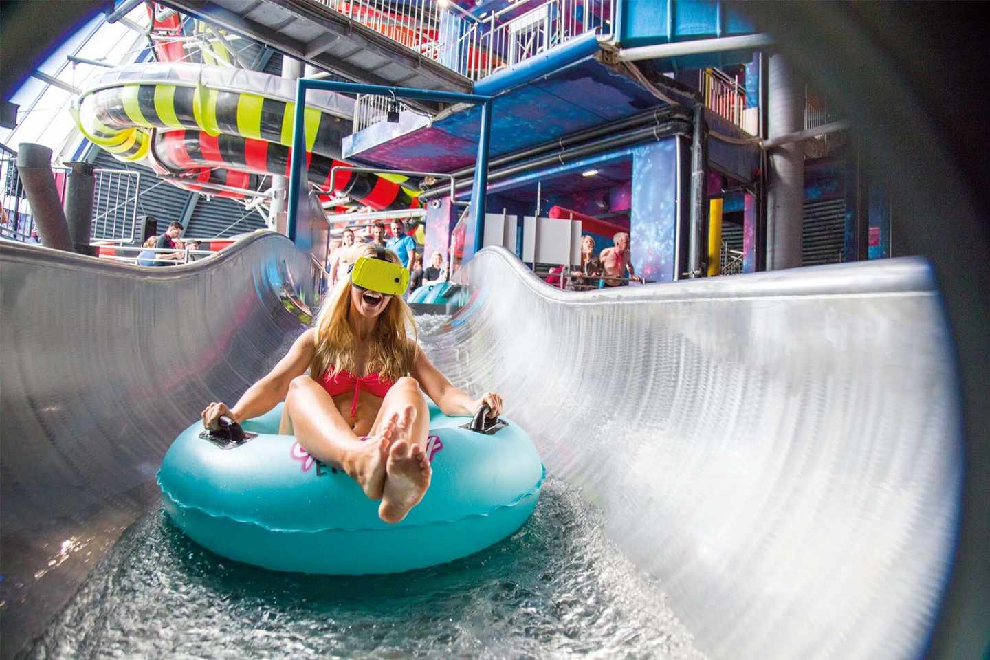 deutschland-freizeitparks-space-glider-virtual-reality-therme-erding.jpg