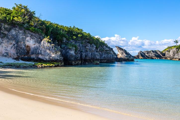 bermudas-karibik-strand-g-1096550340.jpg