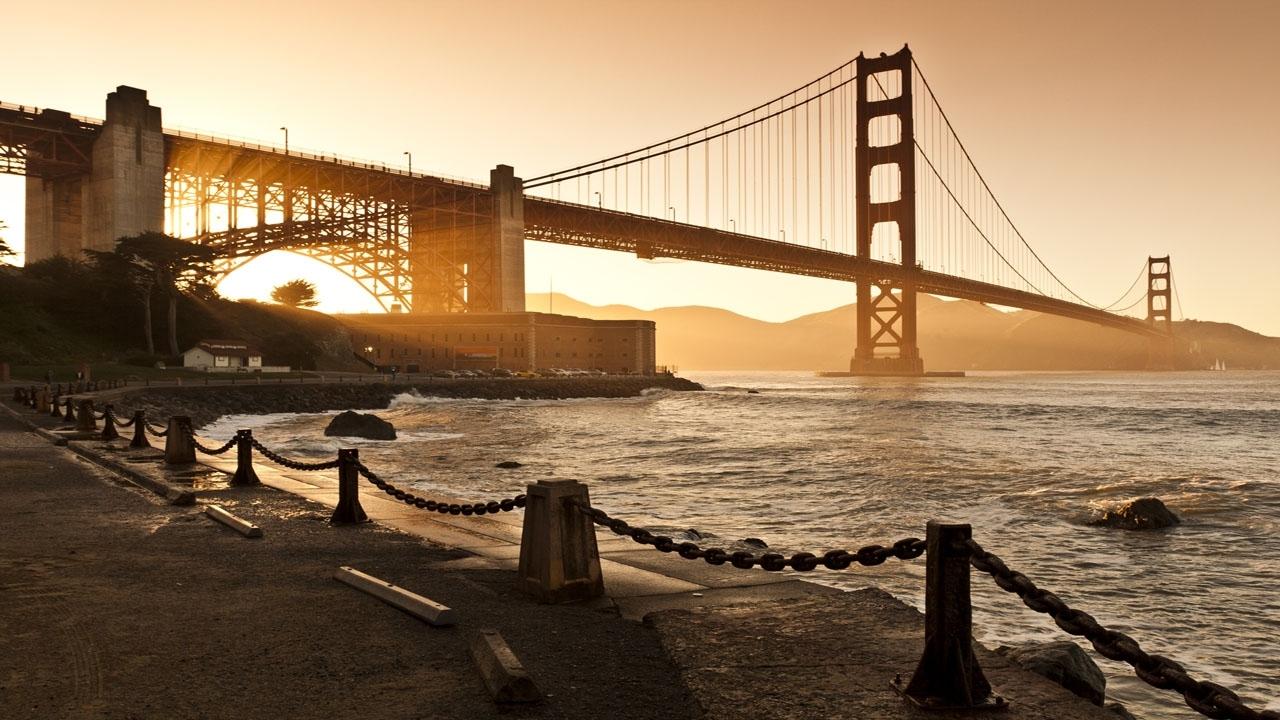 san-francisco-golden-gate-bridge-t-177802833.jpg