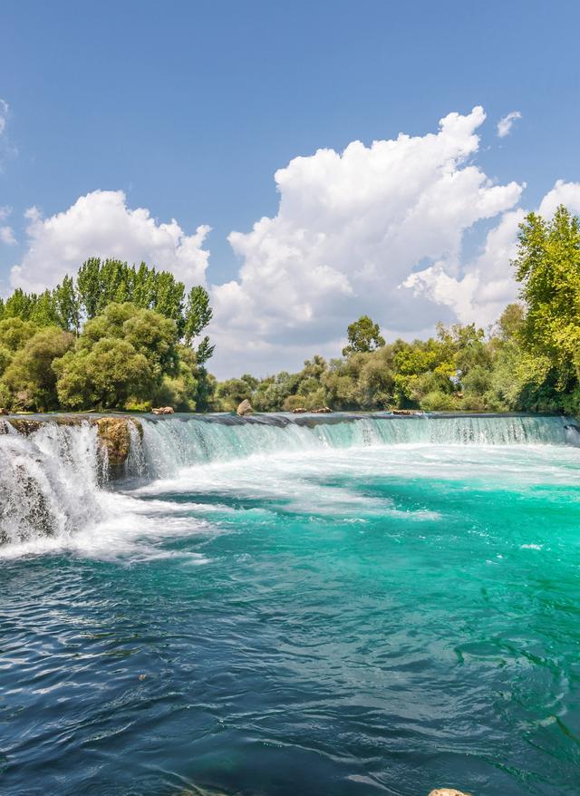 Der Manavgat-Wasserfall tuerkei-side-manavgat-wasserfall-g-856378766.jpg