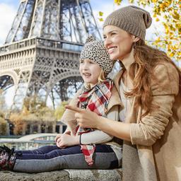 paris-mutter-tochter-g-622184812.jpg