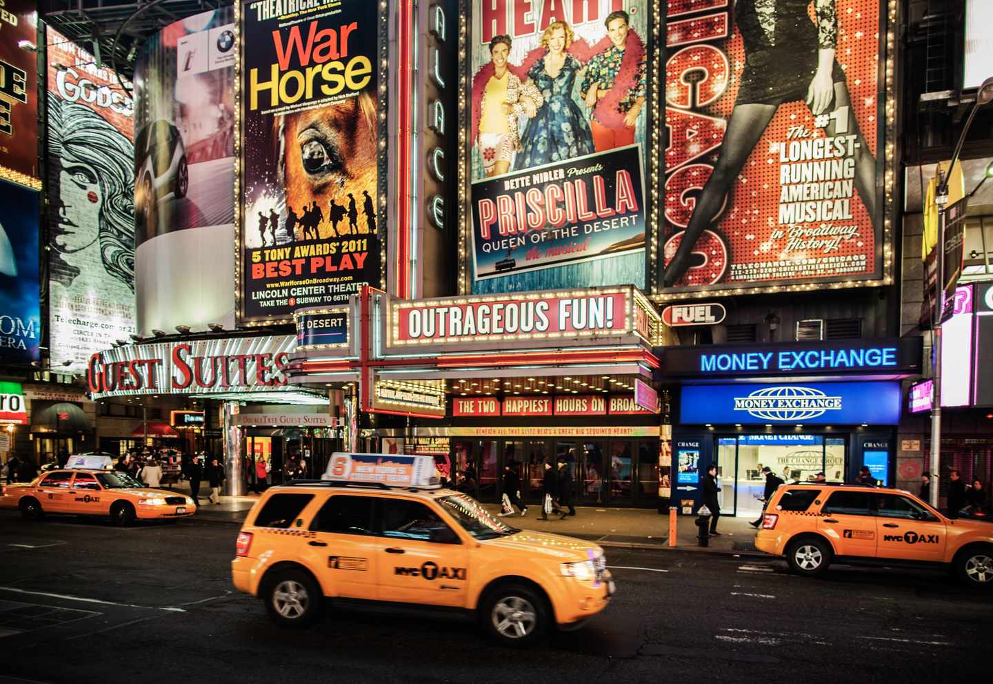 nordamerika-usa-new-york-city-broadway-g-495858191.jpg