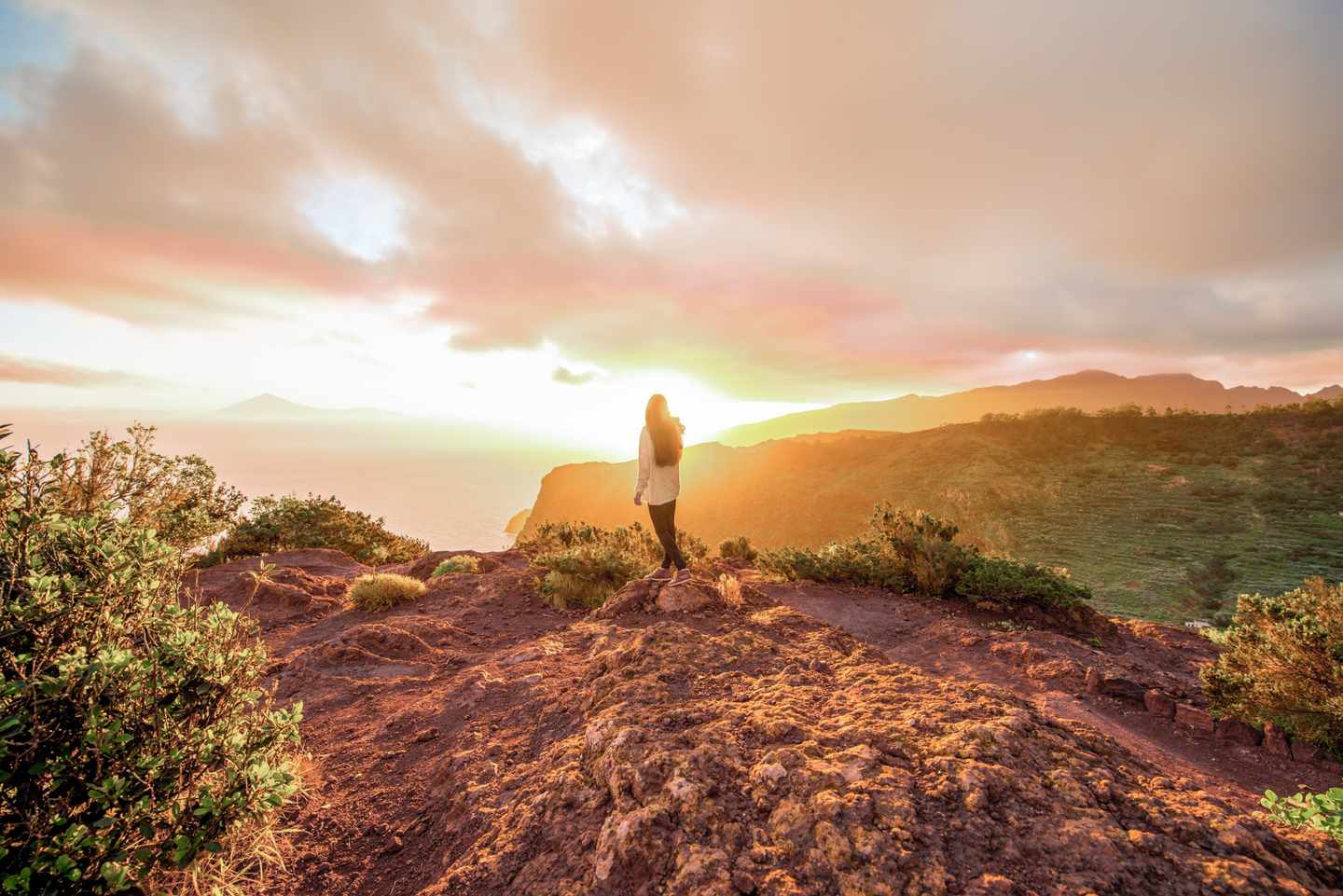 spanien-kanaren-la-gomera-mirador-de-abrante-sonnenaufgang-g-511318606.jpg