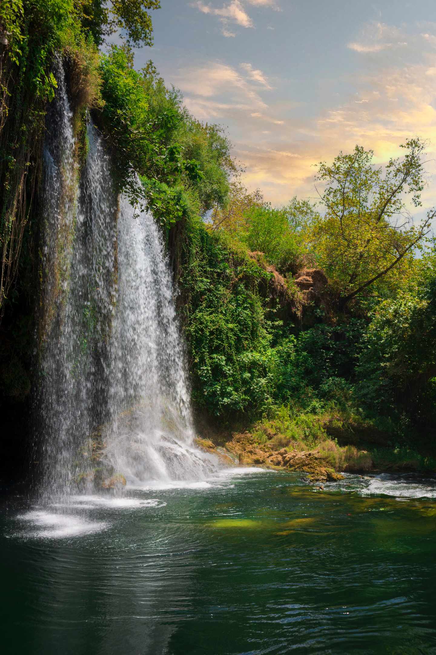 blt1ea3c4107cba49c0-tuerkei-side-wasserfall-g-1369947508.jpg Wasserfall in Side