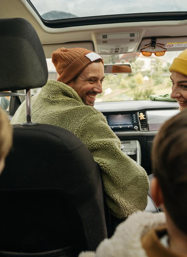 Eigene Anreise auto-familie-g-1755927214.jpg