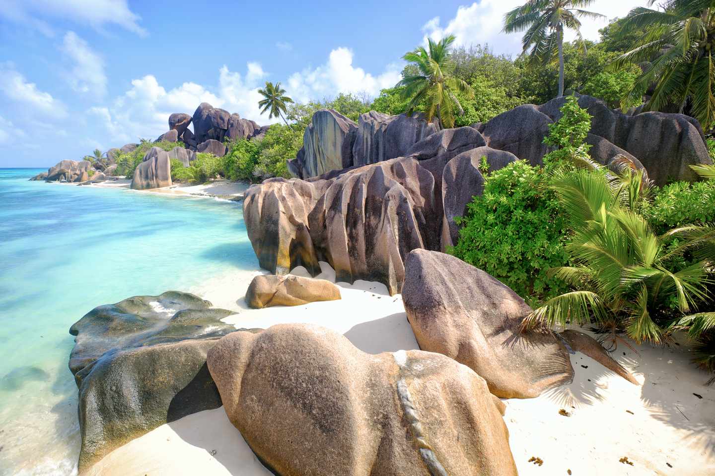 indischer-ozean-seychellen-anse-source-dargent-strand-g-526248671.jpg